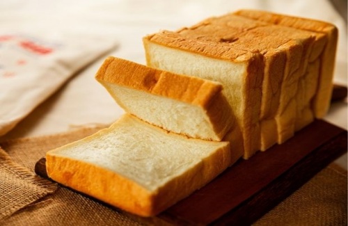 Distilled Monoglyceride in bread